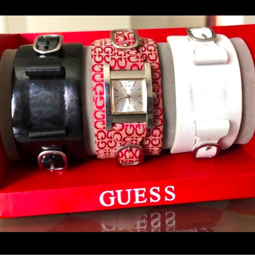 GUESS Watch with Changeable Bands